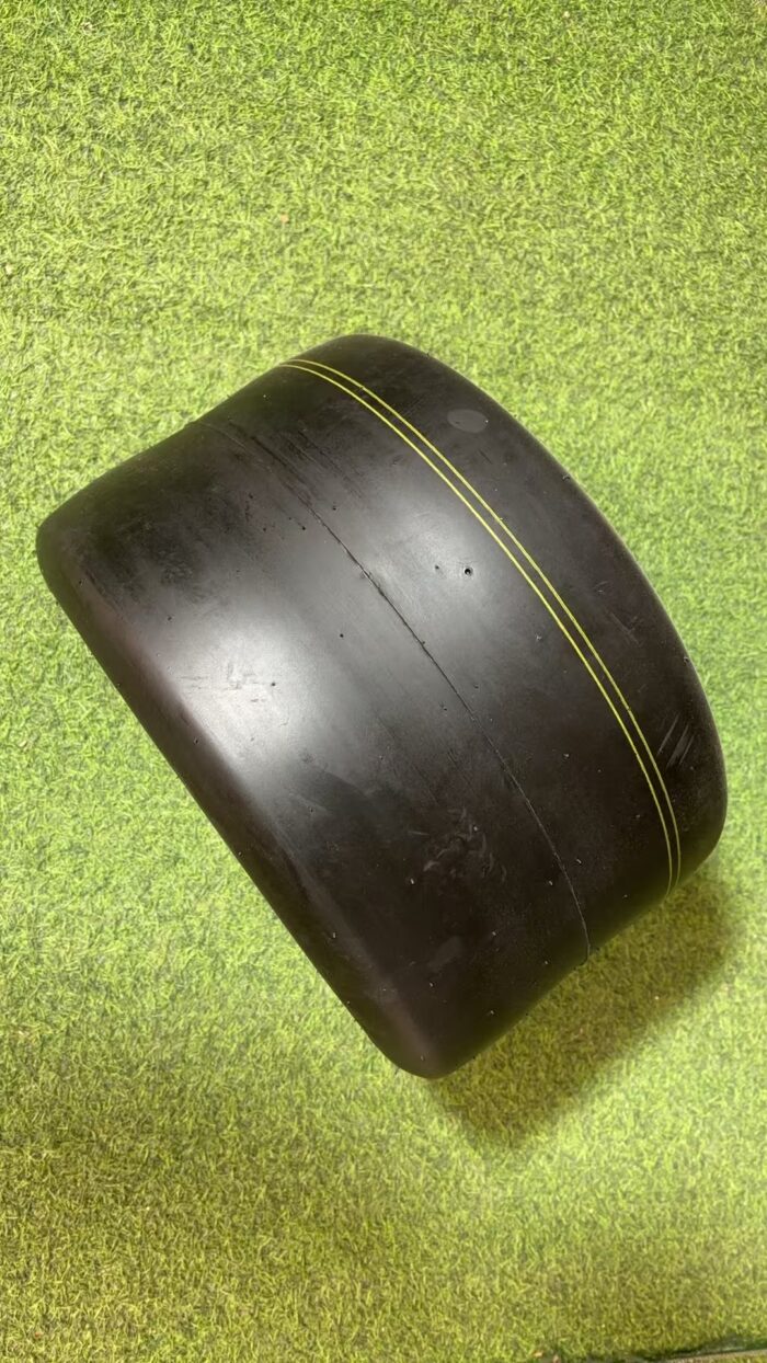 Smooth Tire- 19×10.5-8(4ply) WANDA