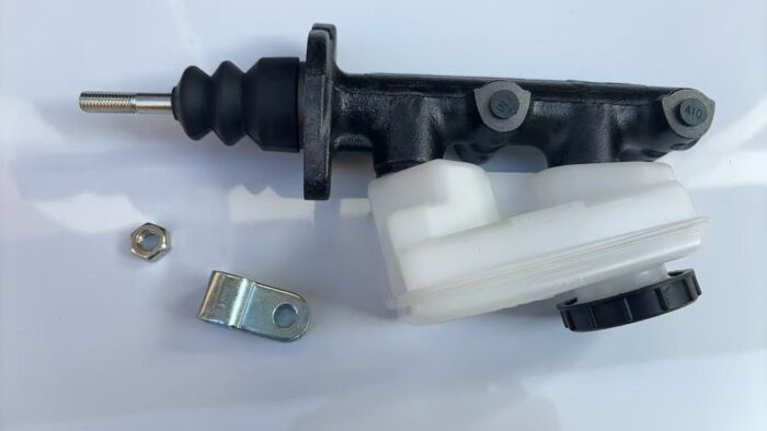 Toro Master Cylinder 104-6782 - Image 3
