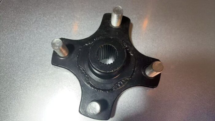 EZGO RXV Rear Hub 615604 - Image 5