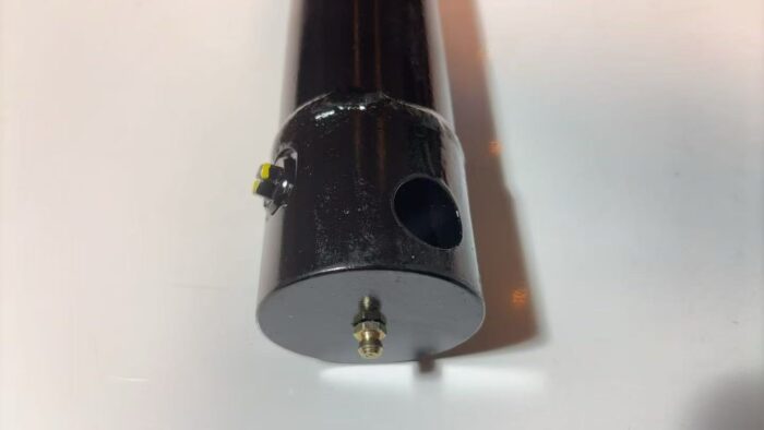 John Deere Hydraulic Cylinder TCA18099 - Image 6