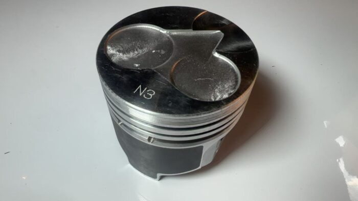 Kubota D1105T Piston