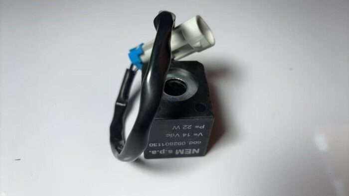 John Deere Valve Solenoid TCA14065 - Image 5