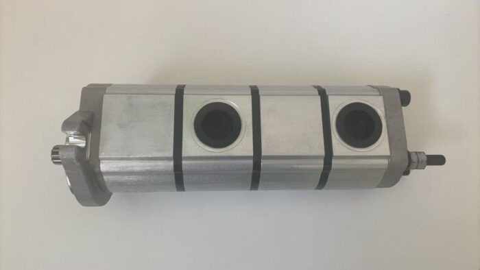 Toro Gear Pump Assy 105-7576 - Image 4