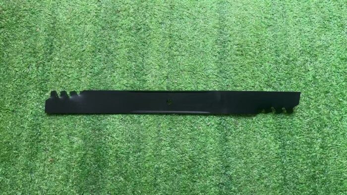 Toro Mower Blade 107-0235-03 - Image 2