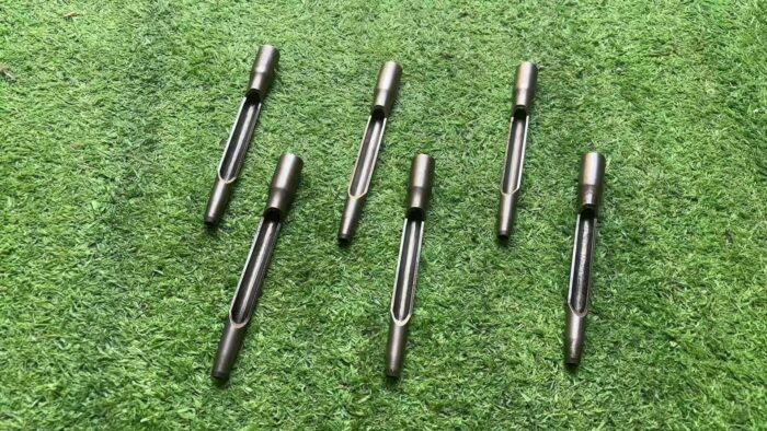 Toro Titan Side Eject Tine 108-9166-19×165×7.1 - Image 3