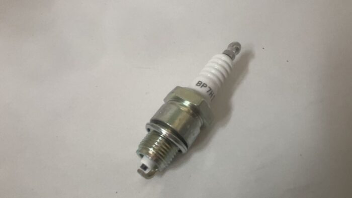 Toro Spark PLug 93-8584 - Image 2