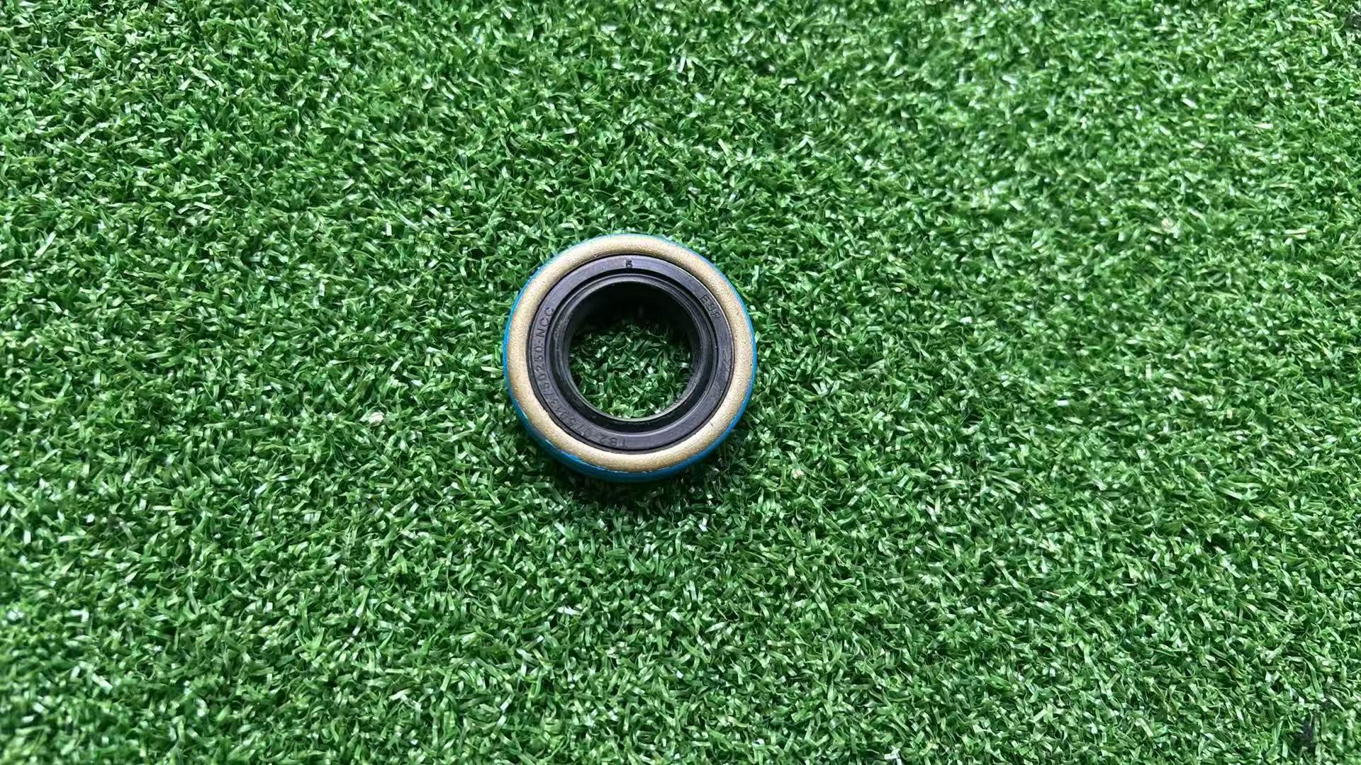 John Deere Seal MT739