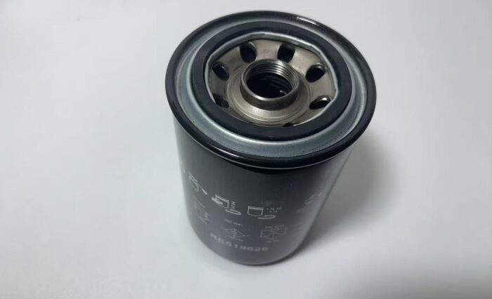 John Deere Oil Filter RE519626 - Image 2