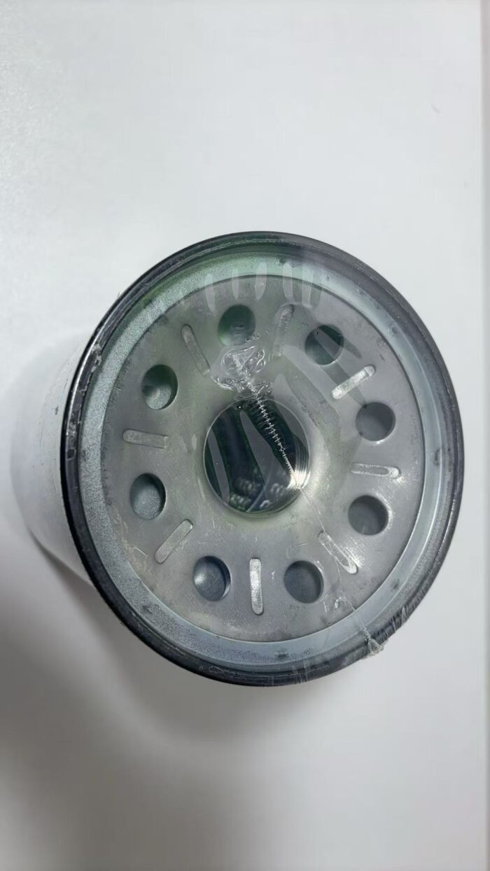 John Deere Oil Filter RE45864 - Image 3
