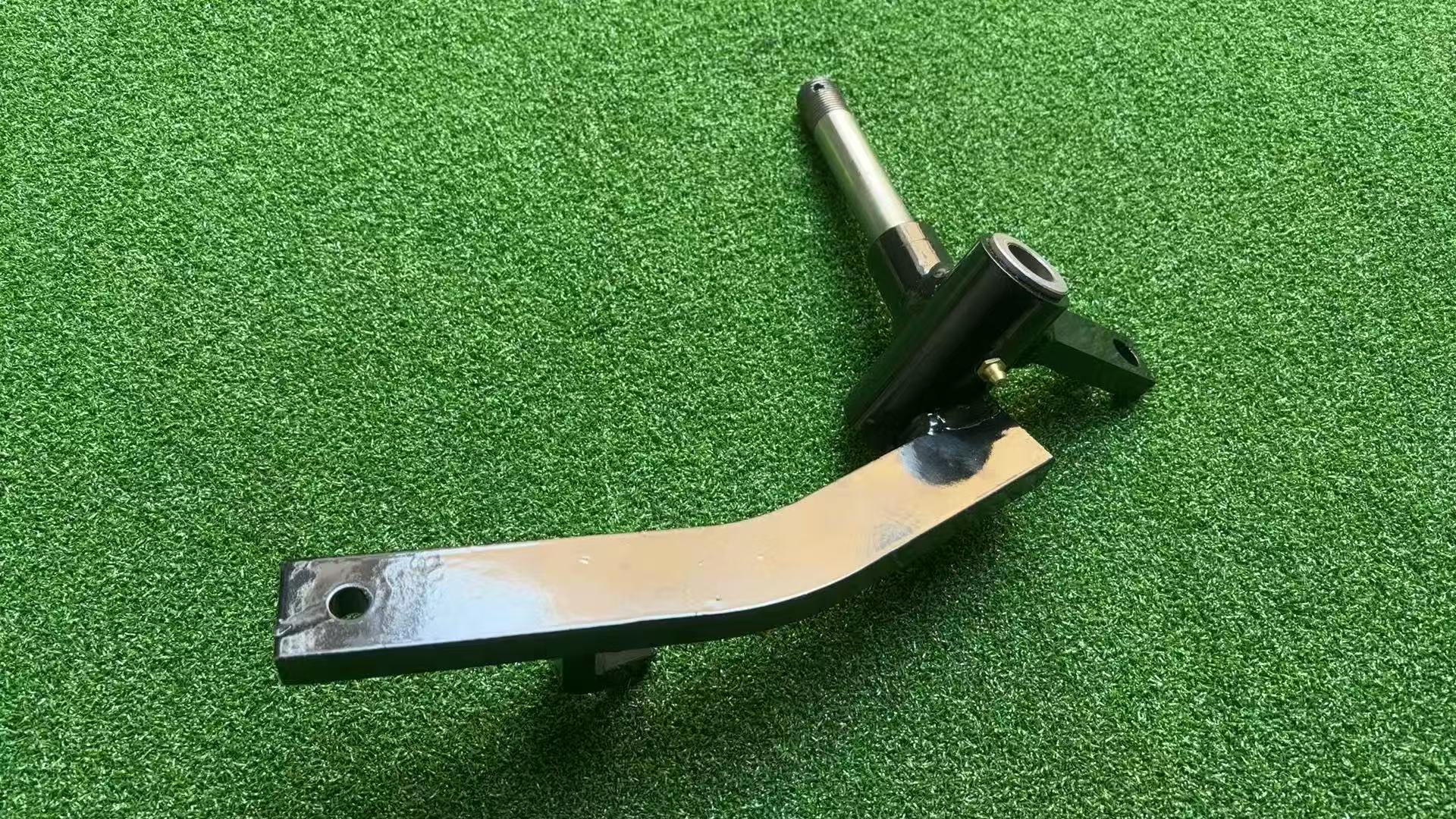 Club Car DS Golf Cart Spindle Assembly, Passenger Side (1981-2003) 1010347 - Image 4