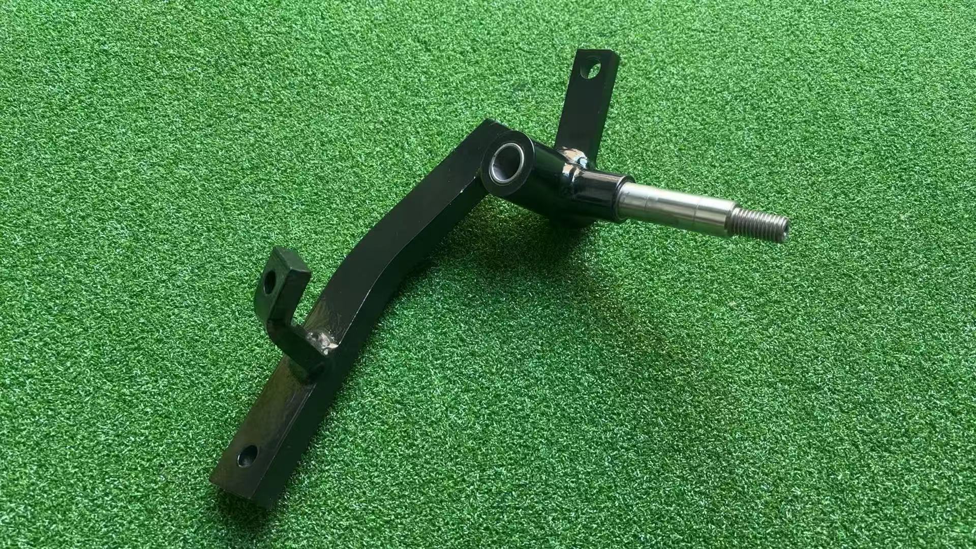 Club Car DS Assembly, Spindle, Passenger-Side 102354101 - Image 3