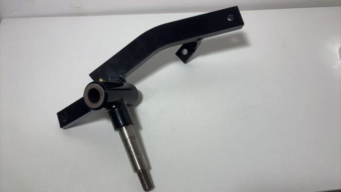 Club Car DS Assembly, Spindle, Passenger-Side 102354101 - Image 3