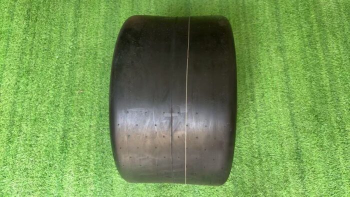 Smooth Tire- 22×12-12(4ply) OTR - Image 3