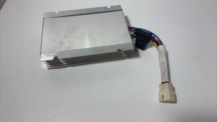 EZGO LXI DC to DC Converter 3702100-JSA2C481-0000 - Image 3