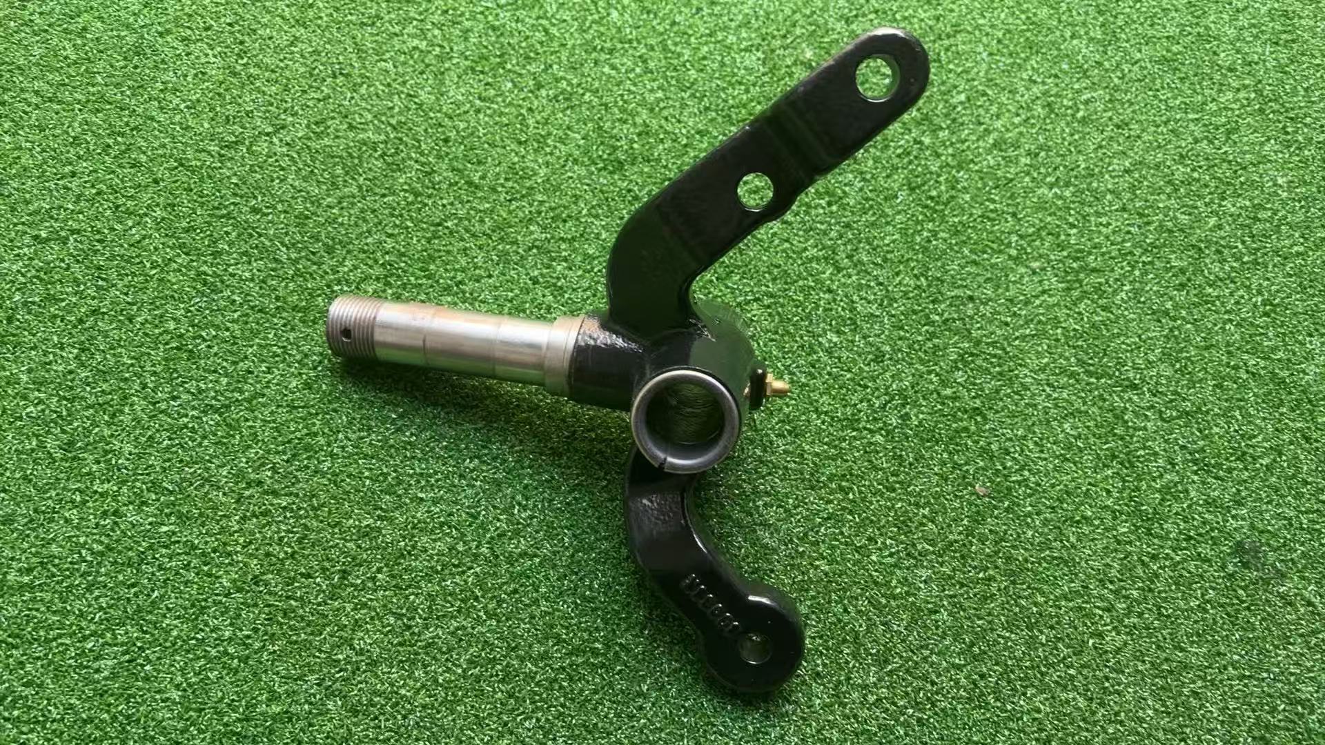 EZGO TXT Passenger side spindle 70942-G02 - Image 3