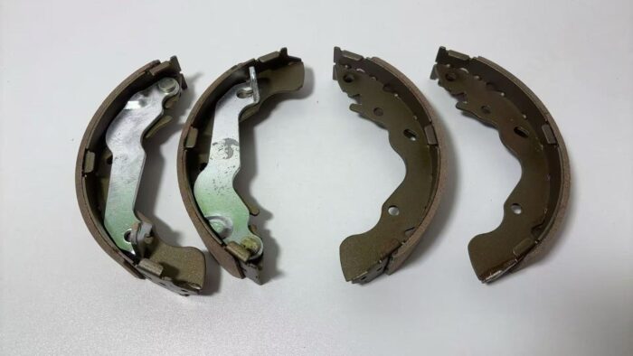 Toro Brake Shoe Kit 92-4143 - Image 3