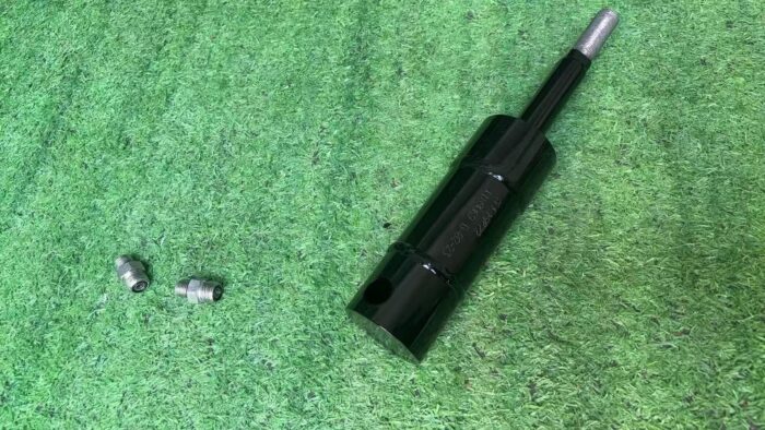 John Deere Lift Arm Hydraulic Cylinder AUC19772 - Image 2