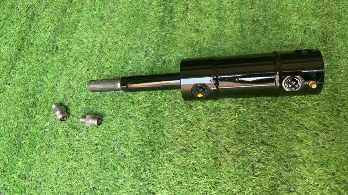 John Deere Lift Arm Hydraulic Cylinder AUC19772 - Image 4