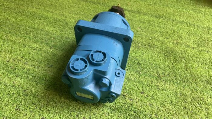 Jacobsen Wheel Motor 1001757 - Image 4