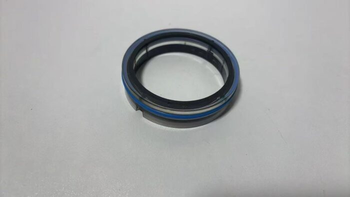 Toro  Retainer,Seal 102-0134 - Image 2