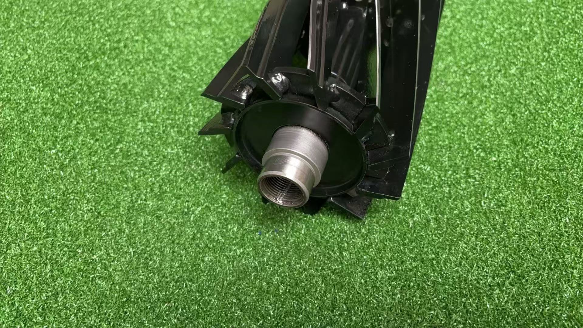 Toro Reel - 11 Blade w/Bearings and Seals 137-8512 - Image 4