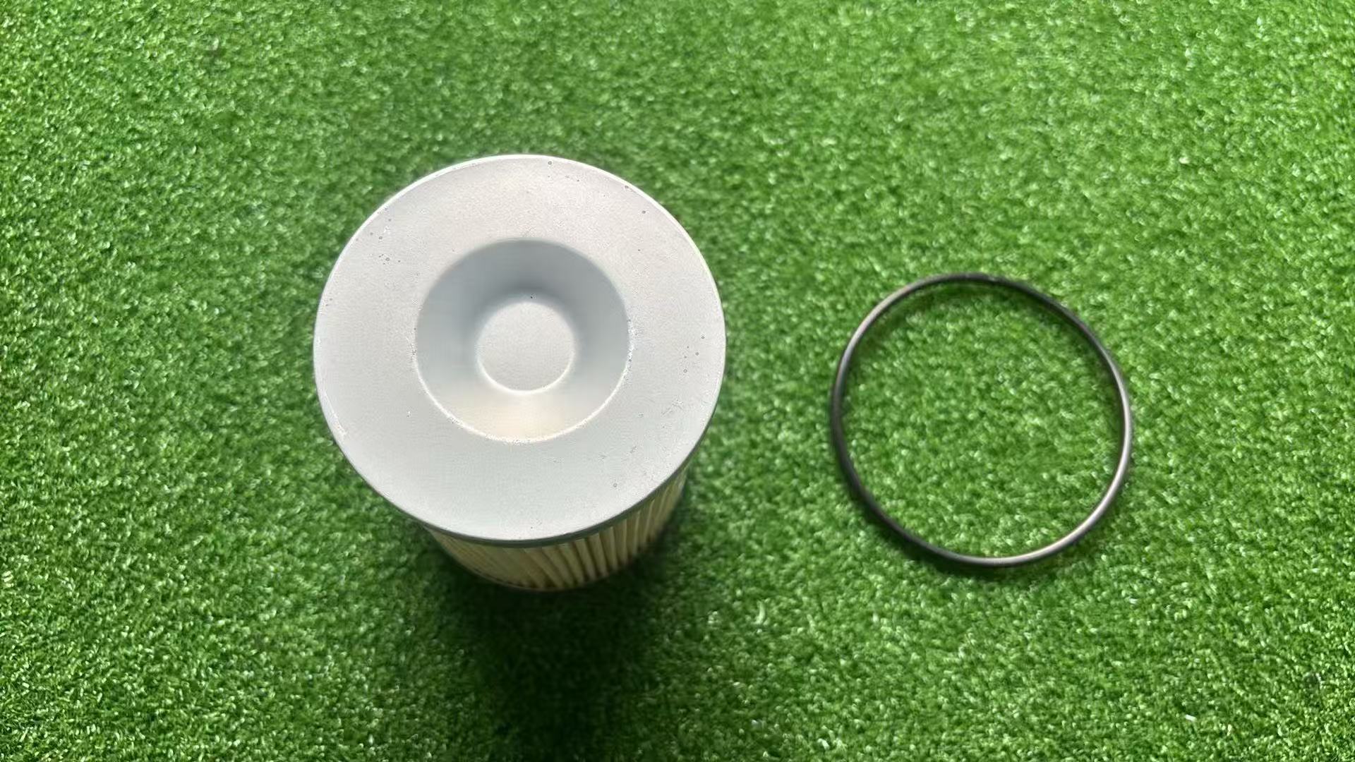 John Deere Fuel Filter MIU802421 - Image 3
