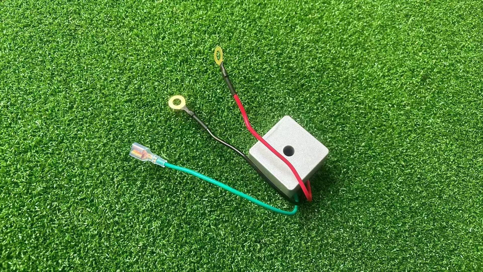 E-Z-GO Voltage Regulator 27739G01 - Image 2