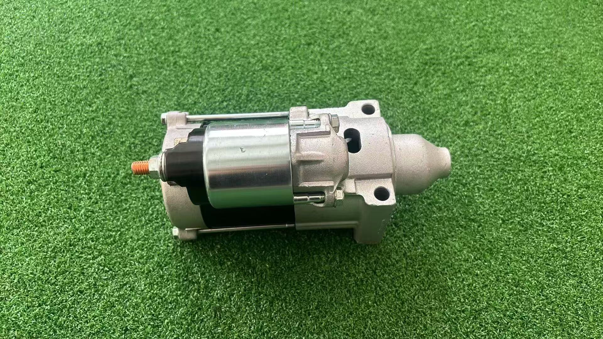 John Deere Starter Motor AUC20911 - Image 2